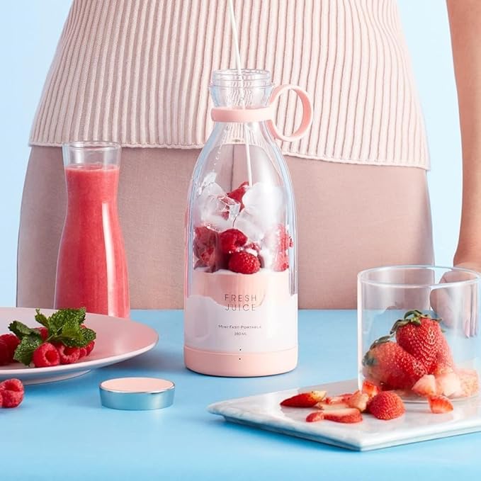 Portable Smoothie Blender – 350 ml – Cordless, USB Rechargeable
